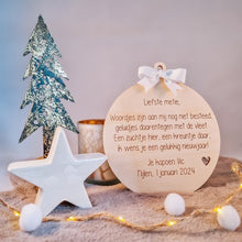 Afbeelding in Gallery-weergave laden, Houten nieuwjaarsbrief &quot;Kerstbal&quot;
