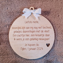 Afbeelding in Gallery-weergave laden, Houten nieuwjaarsbrief &quot;Kerstbal&quot;
