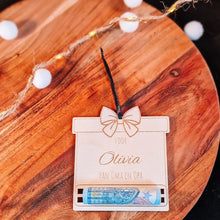 Afbeelding in Gallery-weergave laden, Gepersonaliseerde houten geldhouder
