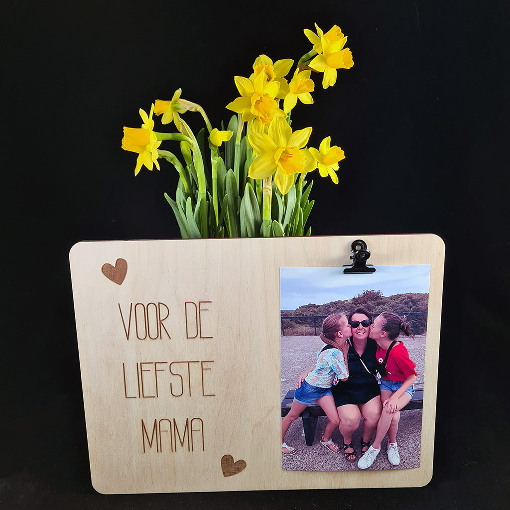 Houten bord met fotoclip "Liefste mama"