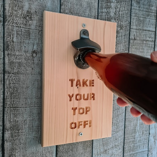 Gepersonaliseerde flesopener muur