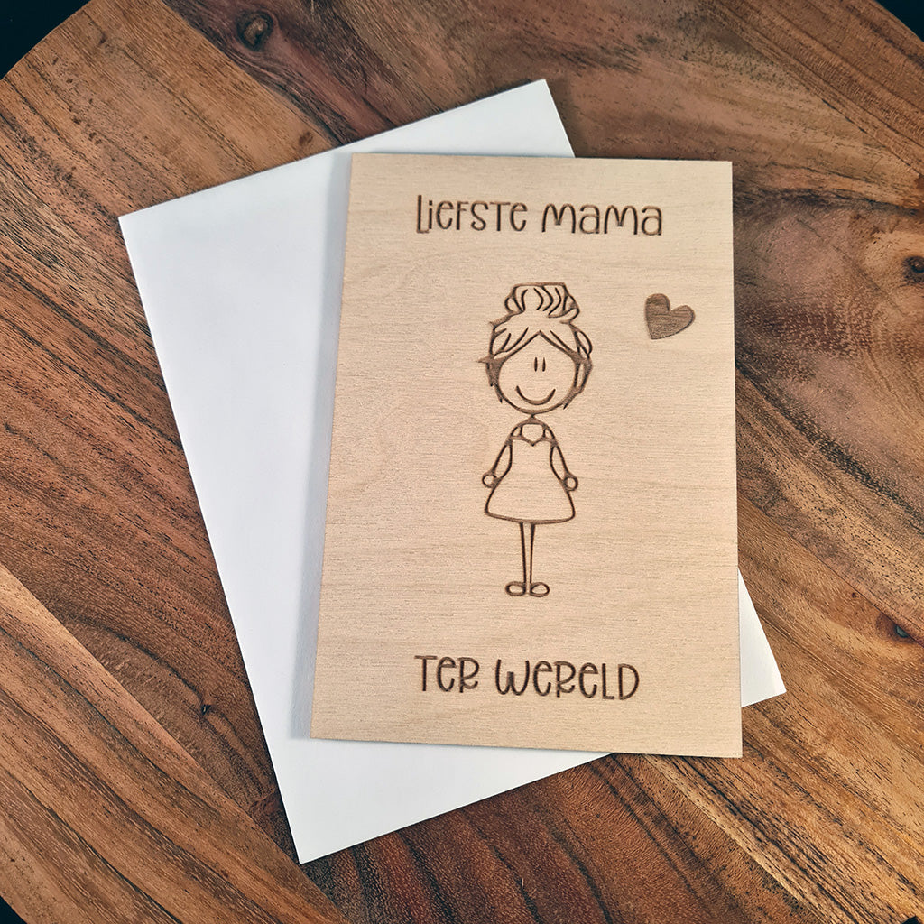 Houten wenskaart "Liefste mama"