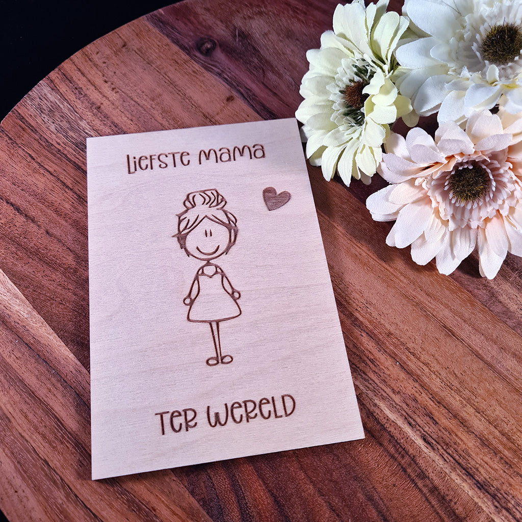 Houten wenskaart "Liefste mama"