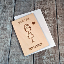 Afbeelding in Gallery-weergave laden, Houten wenskaart &quot;Liefste juf ter wereld&quot;

