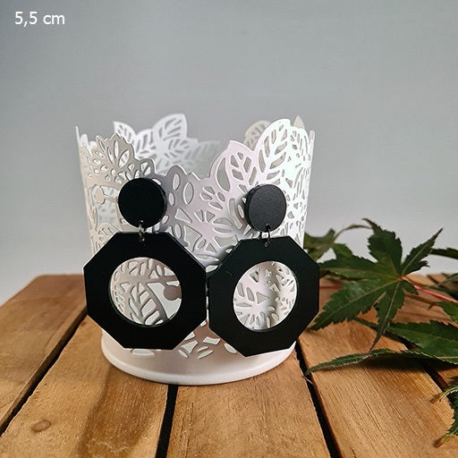 Zwarte oorbellen "Octagon"