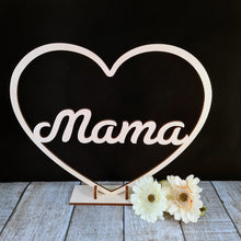 Afbeelding in Gallery-weergave laden, Naam in hart &quot;Mama&quot;
